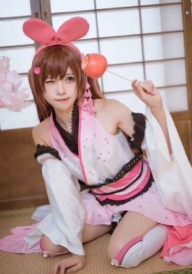 最新人妖shemaletube人妖穿孔