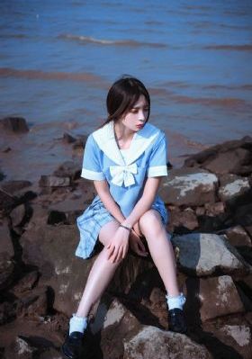 漂亮女邻居