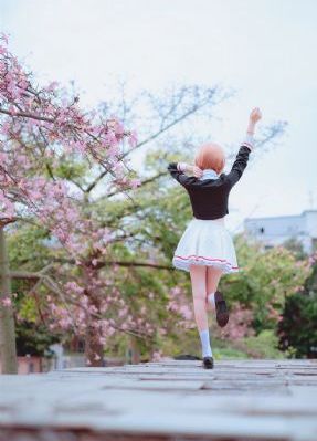 大肚子生蛇蛋憋着生不出来十世